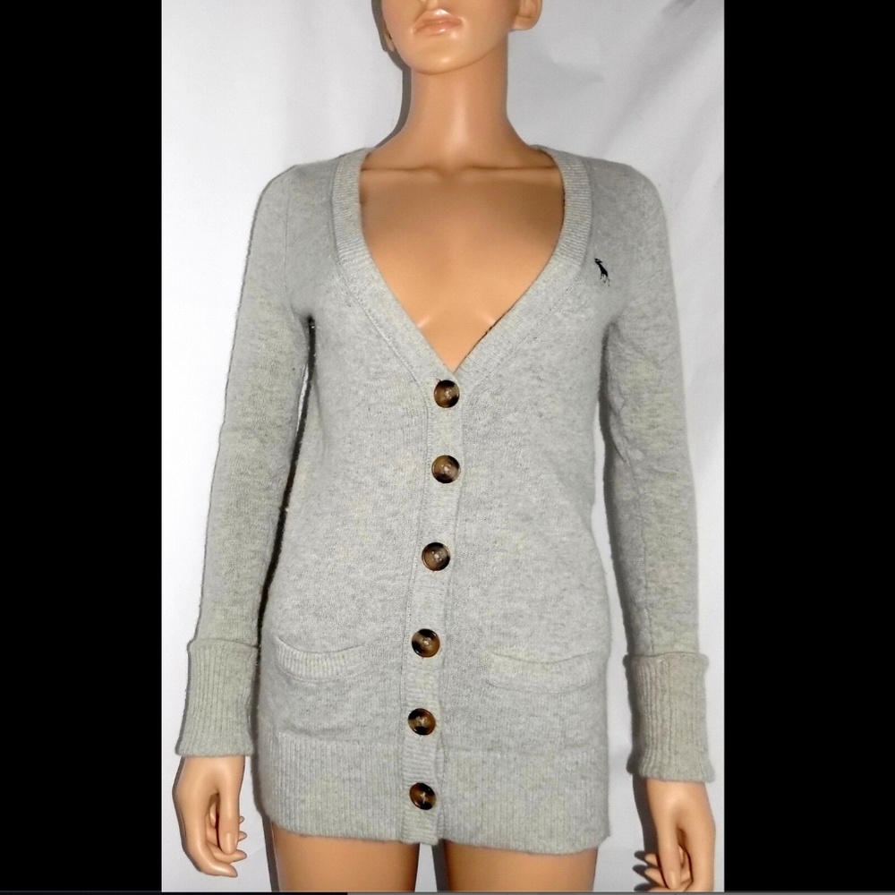 ABERCROMBIE & FITCH Deep V-Neck Cardigan, Size S